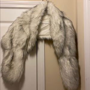 Gray and white faux fur stole.